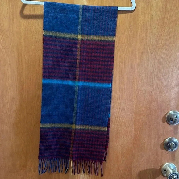 Cashmere scarf - Picture 1 of 5